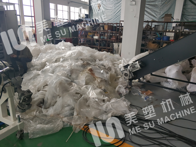 廢塑料薄膜的回收一般采用PE薄膜清洗線(xiàn)清洗