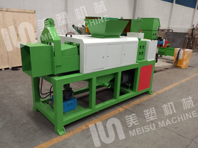 PE薄膜擠干機的正確安裝方法